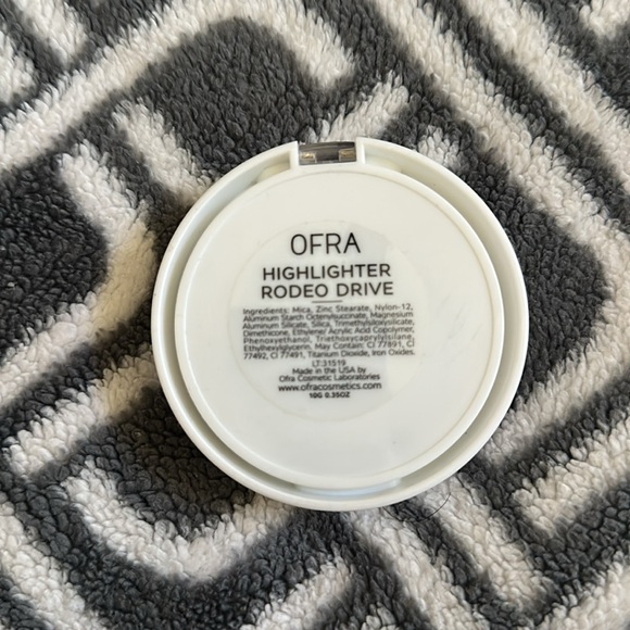 OFRA Highlighter Rodeo Drive - Picture 2 of 2